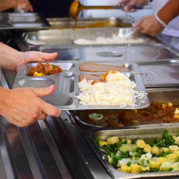 Post para instagram atenção simples amarelo